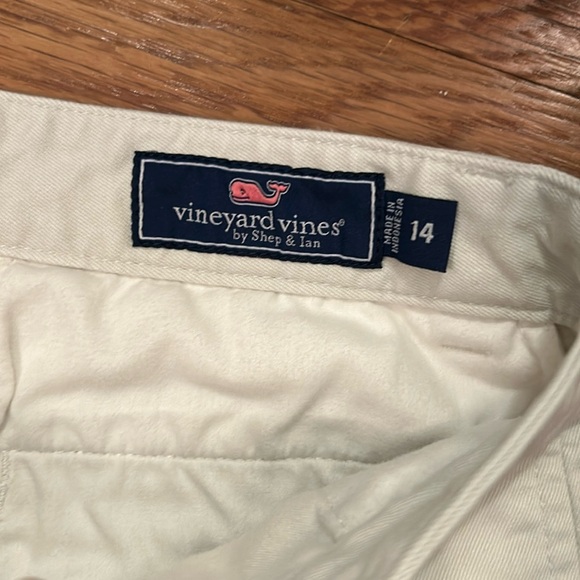 Vineyard Vines Khaki Golf Shorts Youth Size 14 - Picture 3 of 5